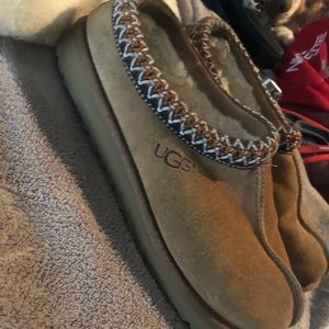 Ugg slippers